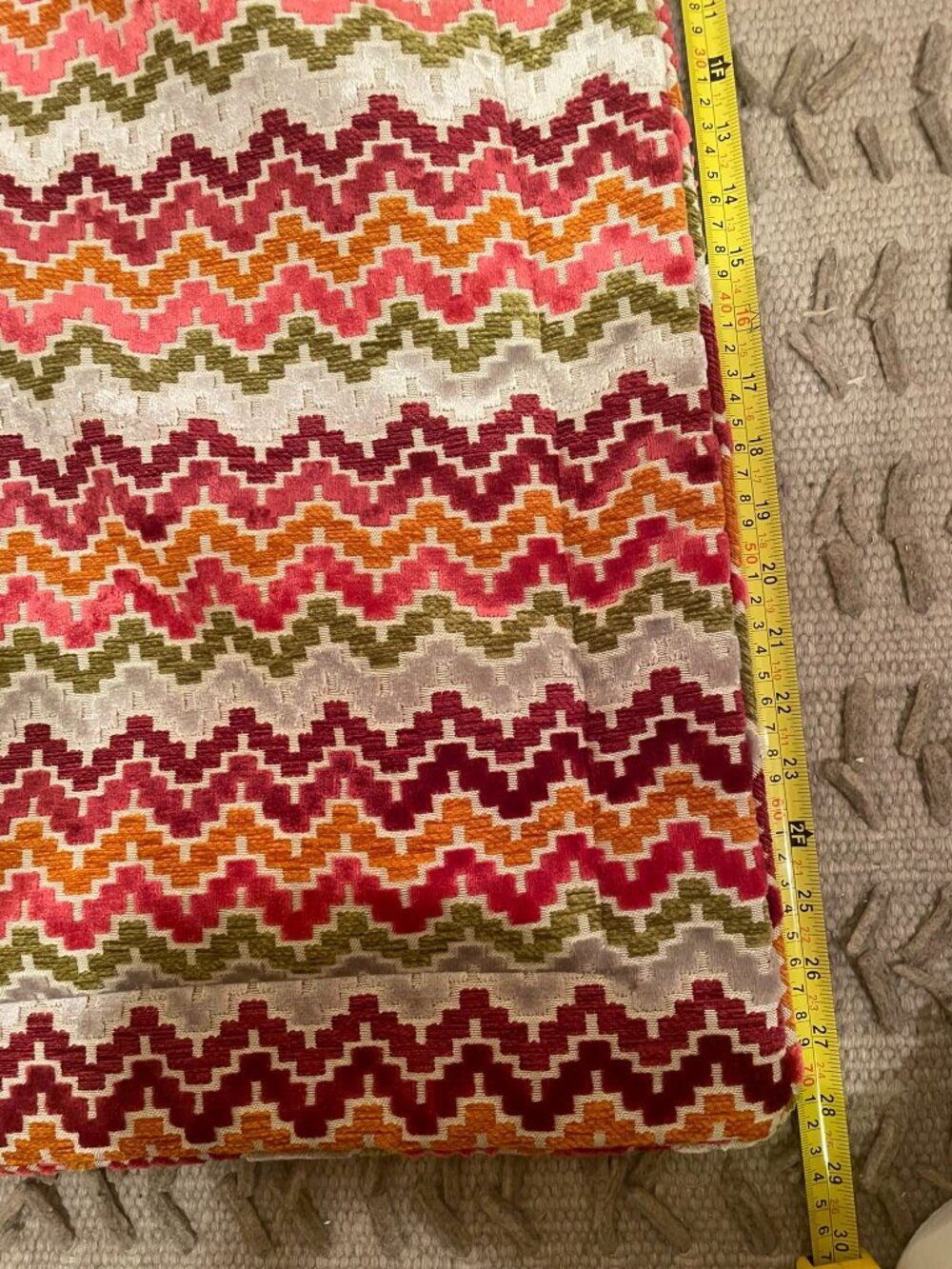 Euro shams and bed scarf - Picture 4 of 10